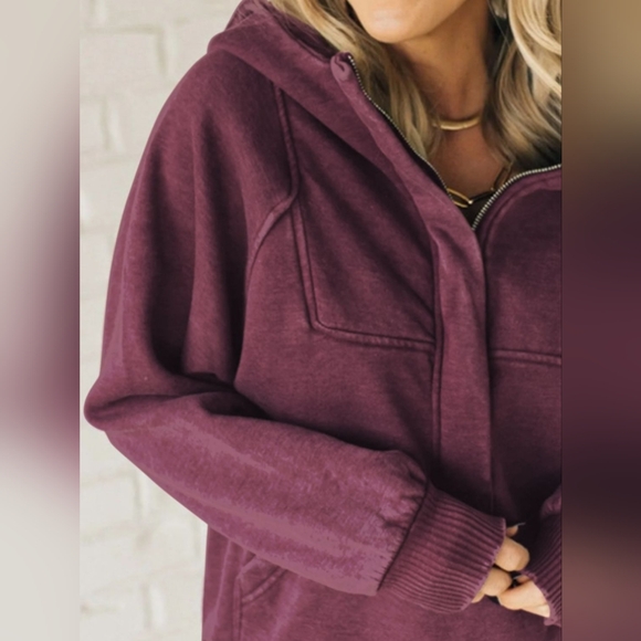 Half Zip Kangaroo Pocket Long Sleeve Hoodie - Picture 3 of 6